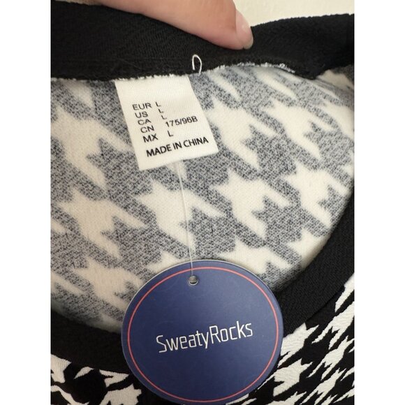NWT SweatyRocks Geometric Black & White A-Line Pullover Dress Size Medium/Large - Picture 9 of 9